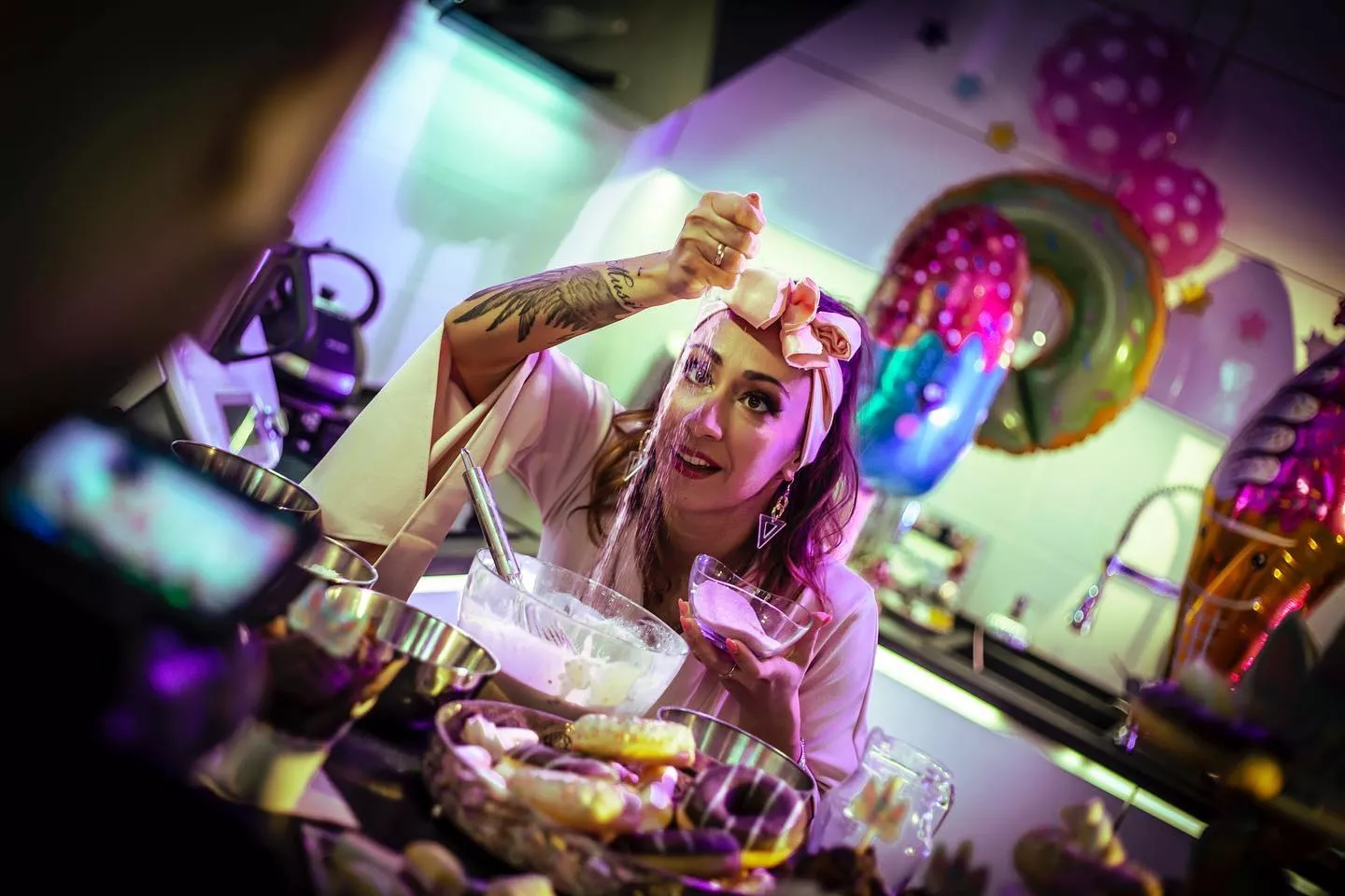 Znany zespół disco polo odsłonił karty! Magda Klepacka i Marcin Charmaciński zaprezentowali kulisy swojej nowej produkcji 2Magic! 